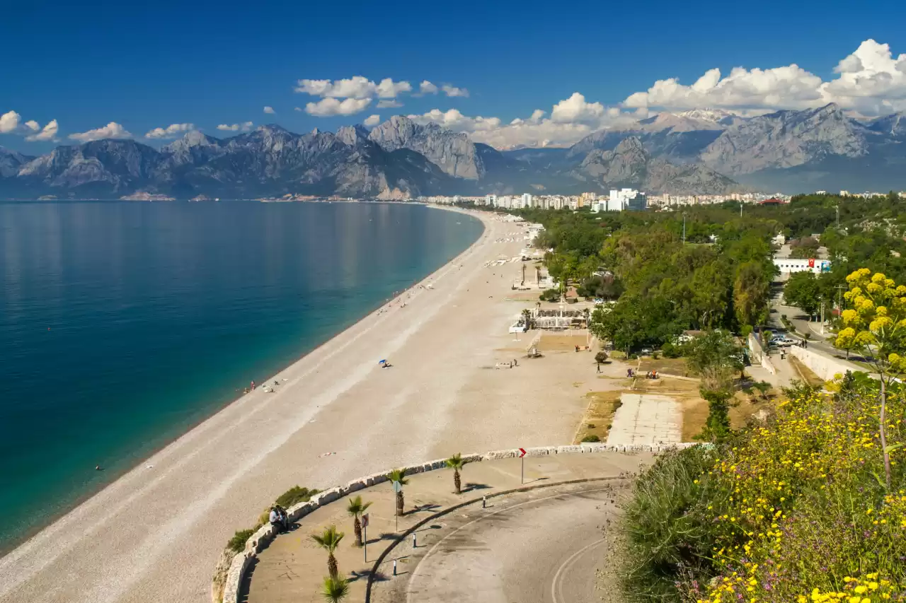 Antalya Set to Surpass 17 Million Tourist Target